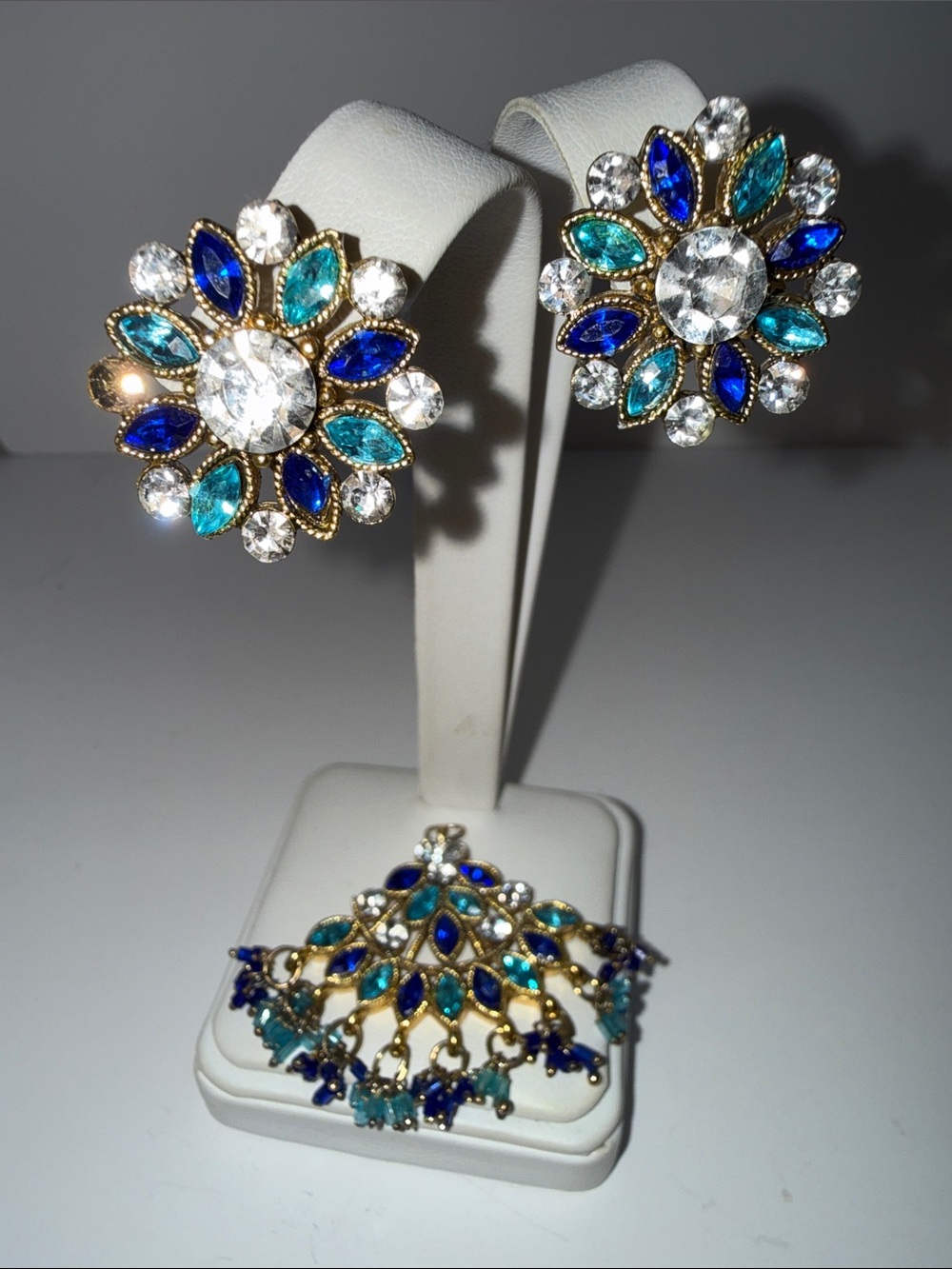 Blue & Teal Crystal Flower Earrings with Matching Pendant